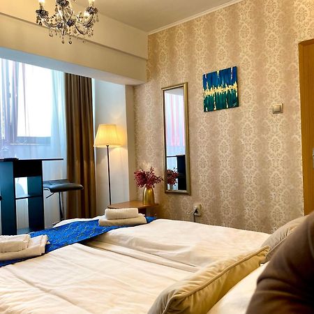 Casa Topazz Târgu Jiu Zewnętrze zdjęcie