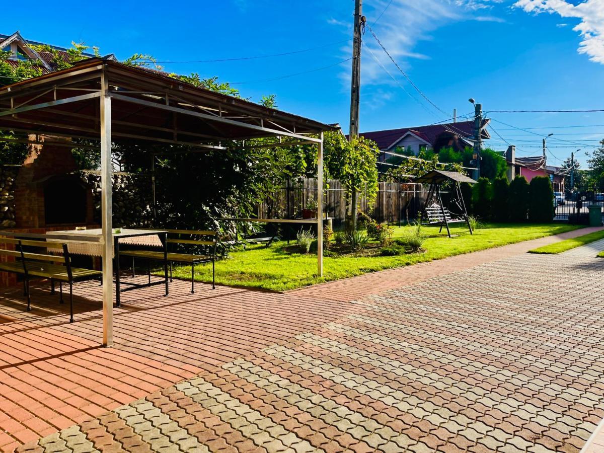 Casa Topazz Târgu Jiu Zewnętrze zdjęcie