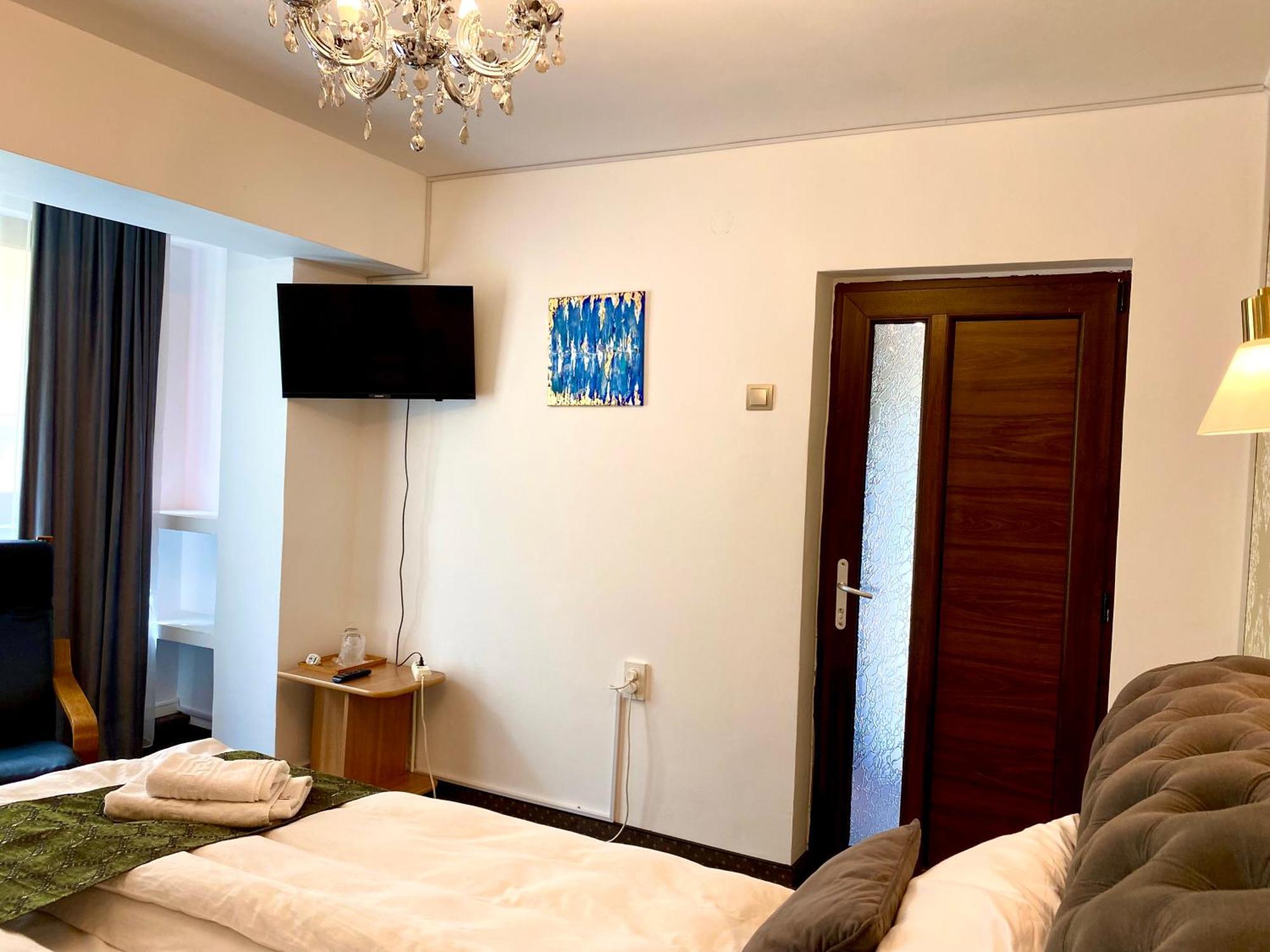 Casa Topazz Târgu Jiu Zewnętrze zdjęcie