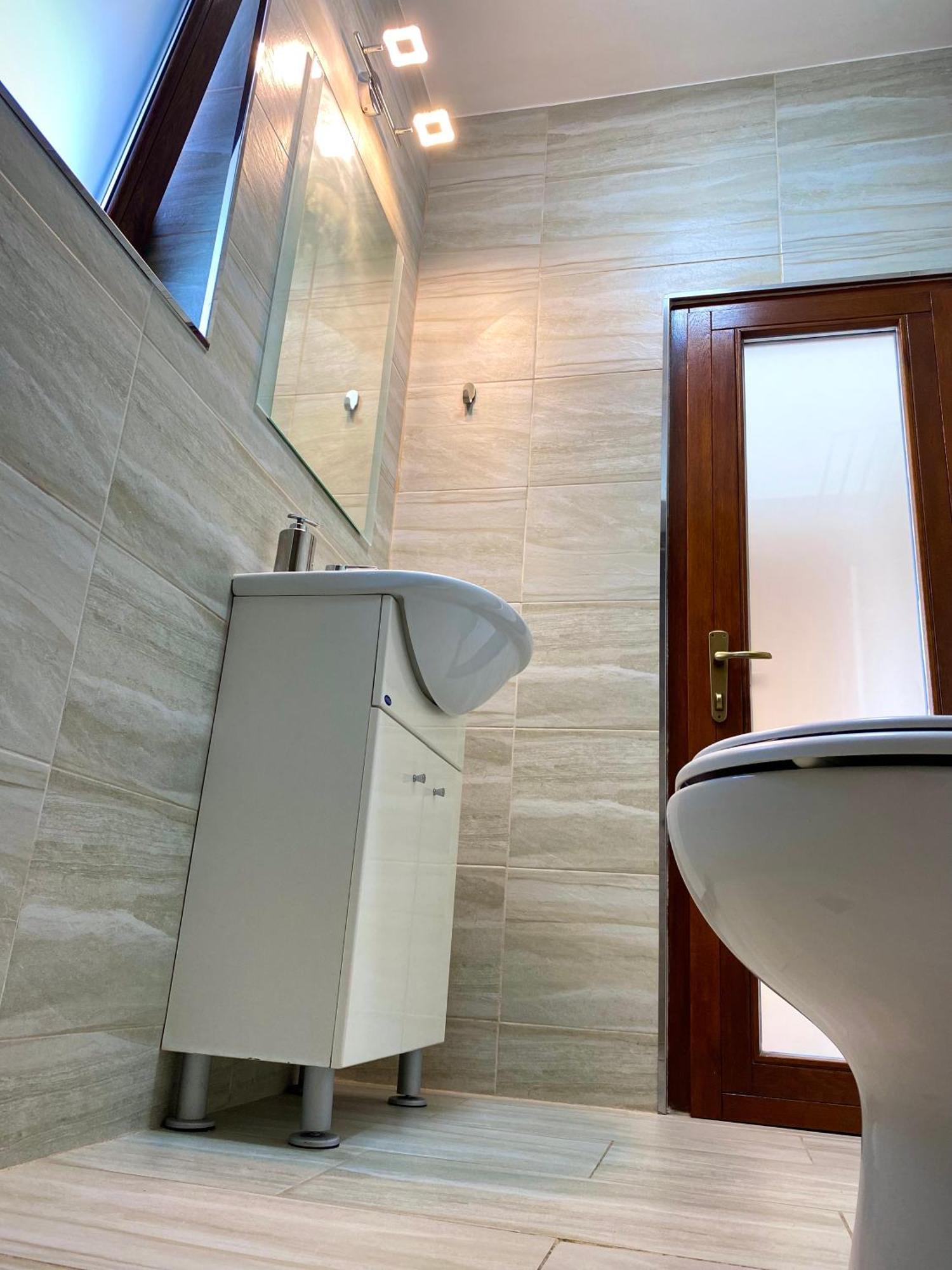 Casa Topazz Târgu Jiu Zewnętrze zdjęcie