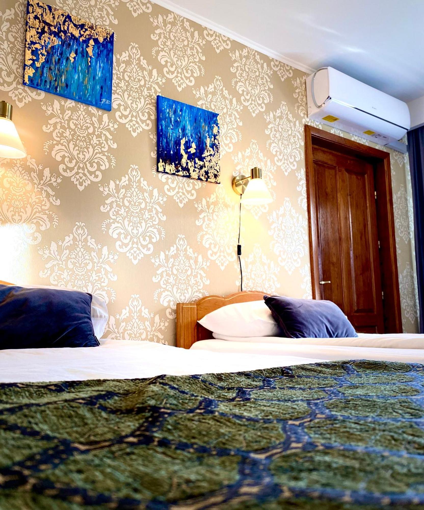 Casa Topazz Târgu Jiu Zewnętrze zdjęcie